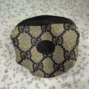 Gucci Authentic Vintage Navy and Tan Monogram Pouch